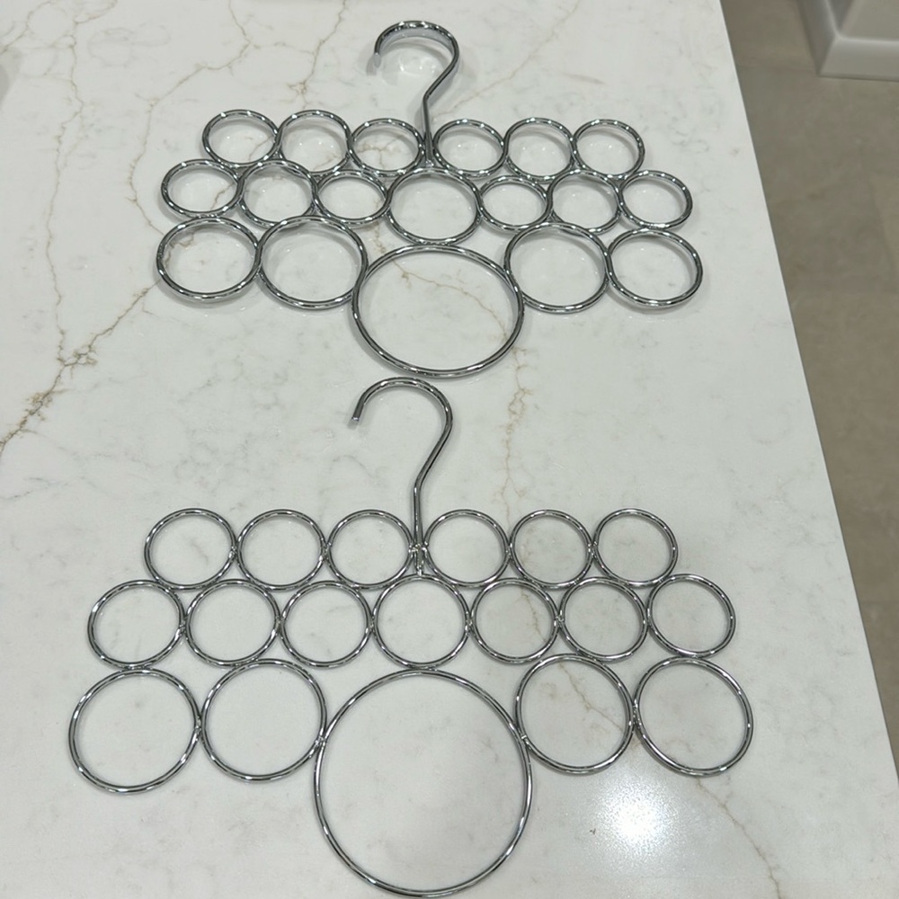 Scarf hangers